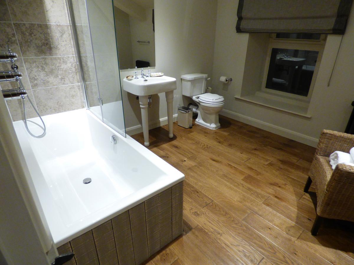 The Fenwick Steak & Seafood Pub Hotell Claughton Exteriör bild