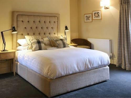 The Fenwick Steak & Seafood Pub Hotell Claughton Exteriör bild